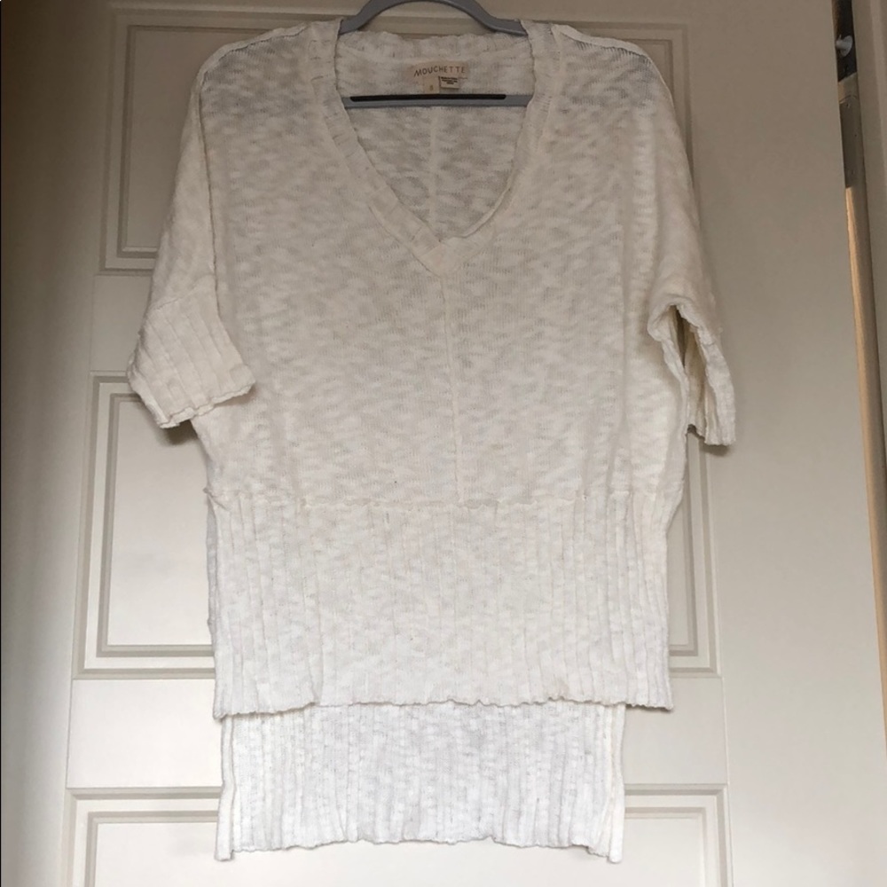 Quarter sleeve lightweight sweater